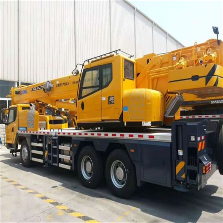 南县大型吊车施工，对场地有哪些要求呢